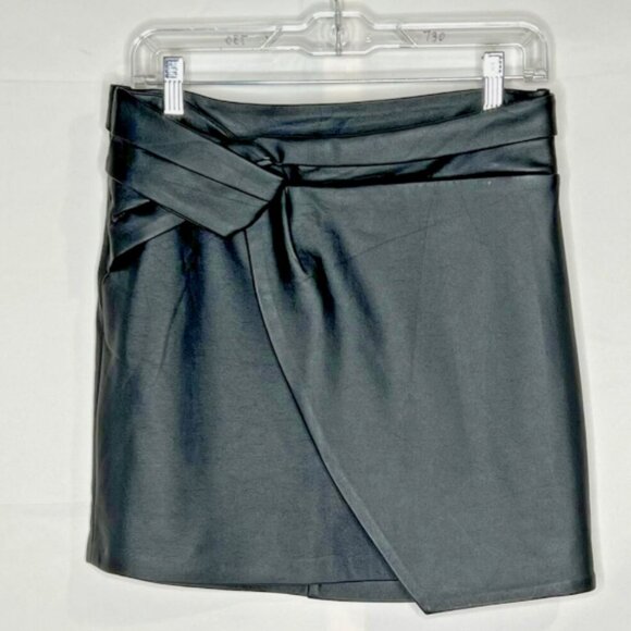 Black Faux Leather Mini Skirt Small - Picture 1 of 5